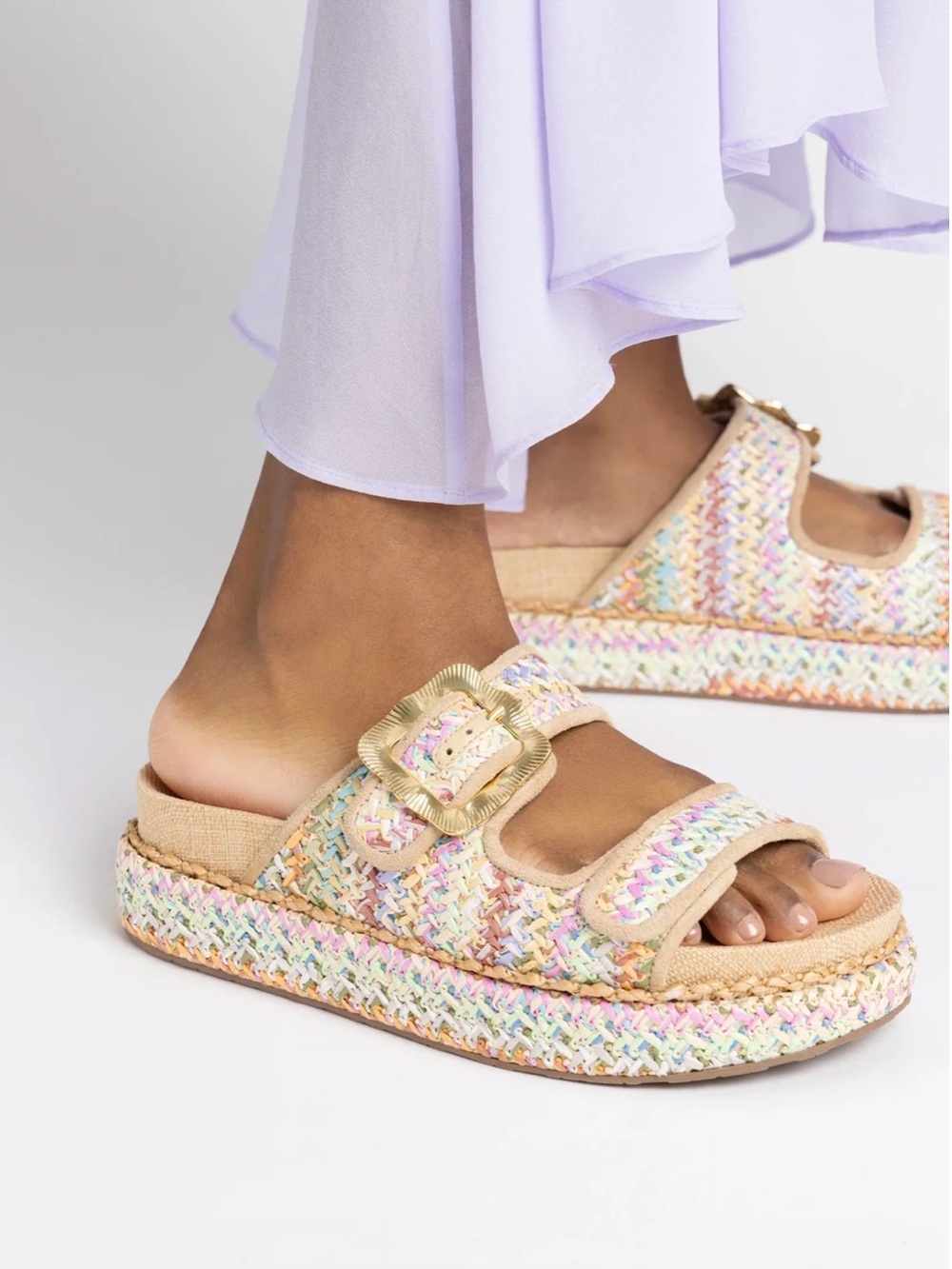 Larroude Maui Raffia Rainbow
Sandals Size 8